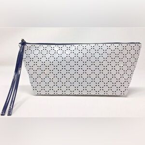 ESTEE LAUDER WHITE & NAVY Large COSMETIC MAKEUP BAG CASE